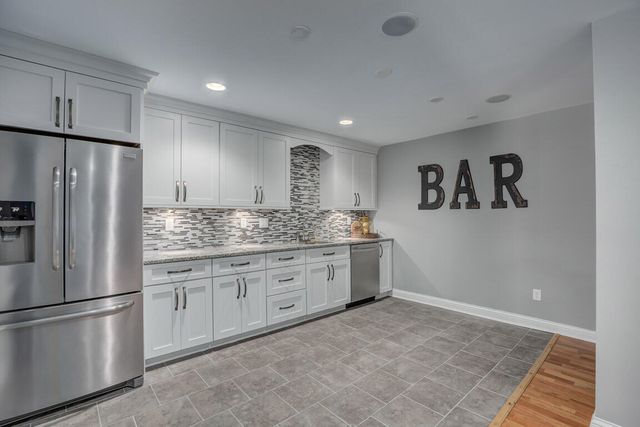 542 Karlenia Court, Edgewood, KY 41017