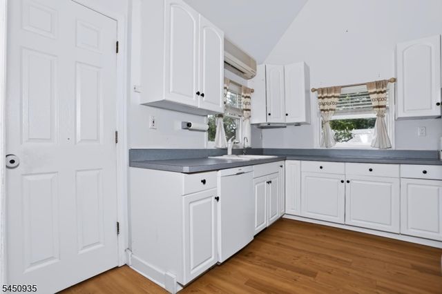 20 The Loop, Ringwood Boro, NJ 07456