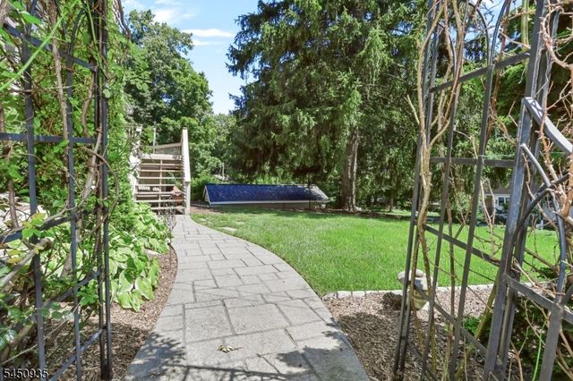 20 The Loop, Ringwood Boro, NJ 07456