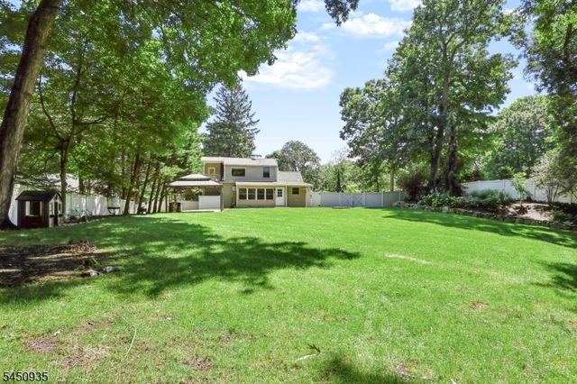 20 The Loop, Ringwood Boro, NJ 07456