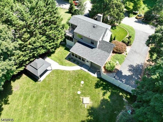 20 The Loop, Ringwood Boro, NJ 07456