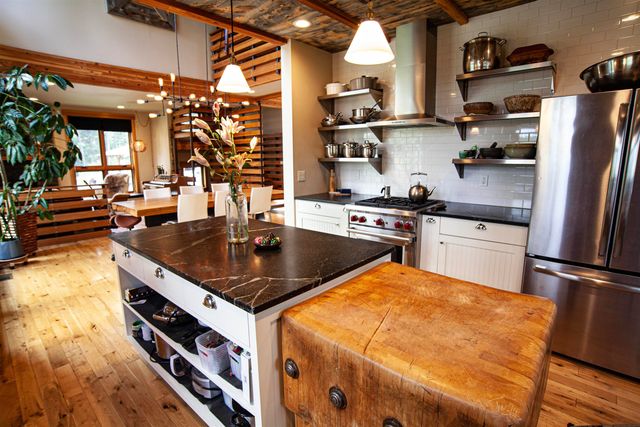 8515 N Argonne Rd, Spokane, WA 99217