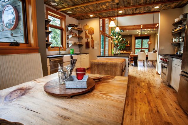 8515 N Argonne Rd, Spokane, WA 99217