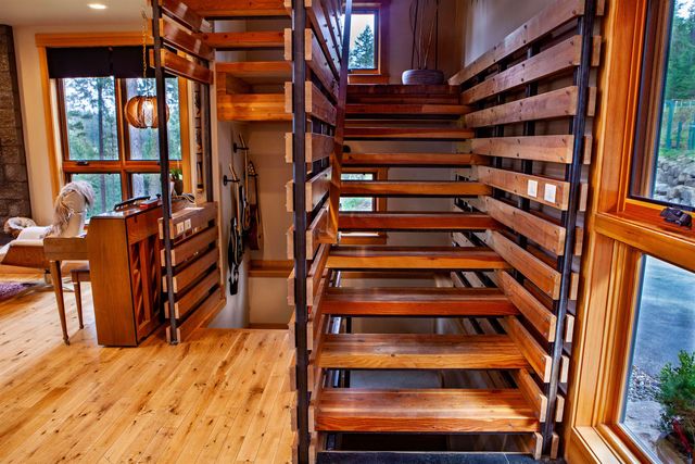 8515 N Argonne Rd, Spokane, WA 99217