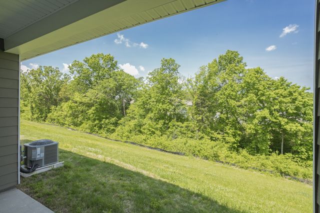 2960 Mallard Dr, Lebanon, TN 37090