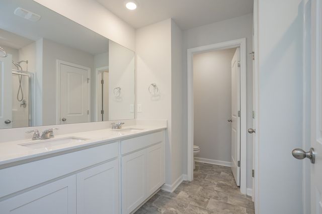 2960 Mallard Dr, Lebanon, TN 37090