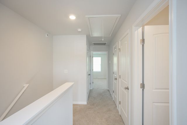 2960 Mallard Dr, Lebanon, TN 37090