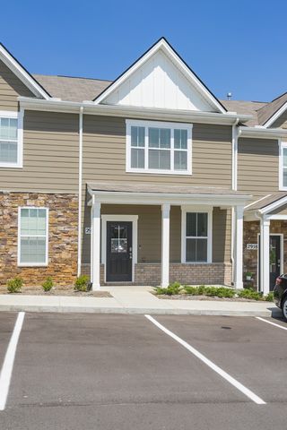 2960 Mallard Dr, Lebanon, TN 37090