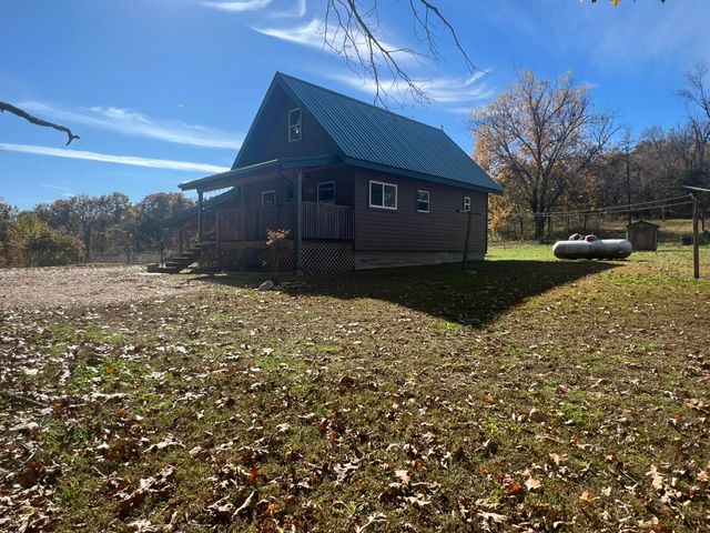 2709 Wagner Road, Willow Springs, MO 65793