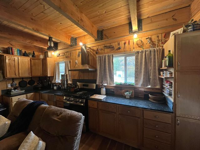 2709 Wagner Road, Willow Springs, MO 65793