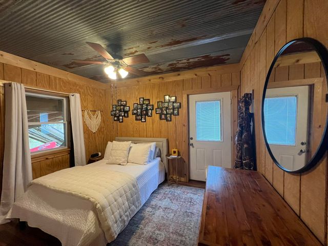 2709 Wagner Road, Willow Springs, MO 65793