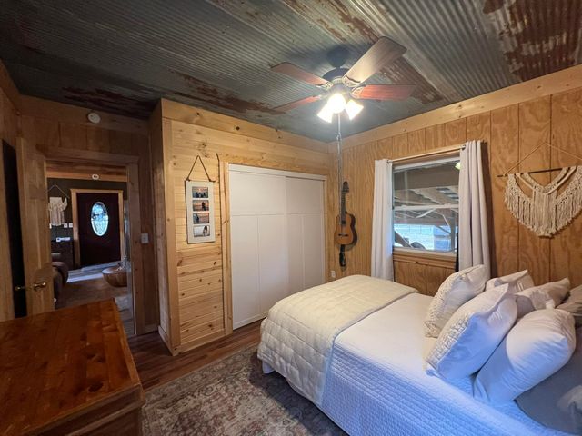 2709 Wagner Road, Willow Springs, MO 65793