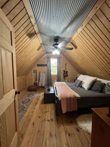 2709 Wagner Road, Willow Springs, MO 65793