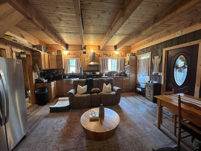 2709 Wagner Road, Willow Springs, MO 65793