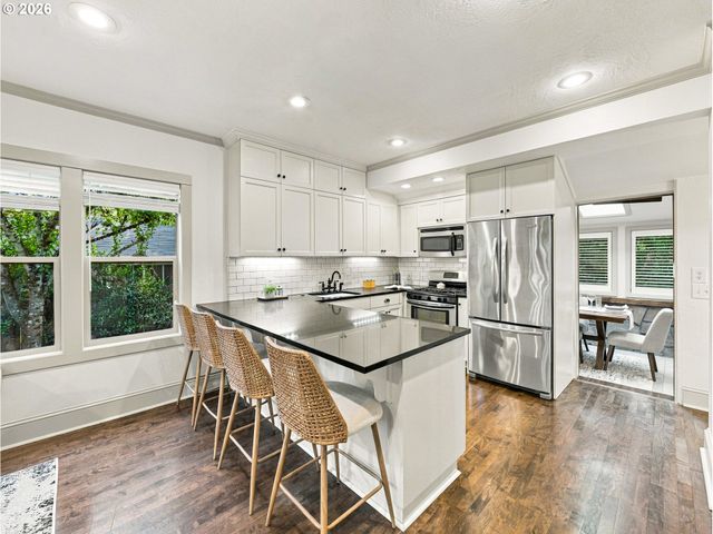 604 S FLORIDA St, Portland, OR 97219