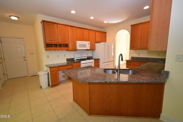 9 Clover Hill Place, Durham, NC 27712