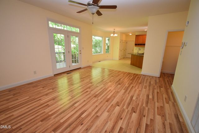 9 Clover Hill Place, Durham, NC 27712