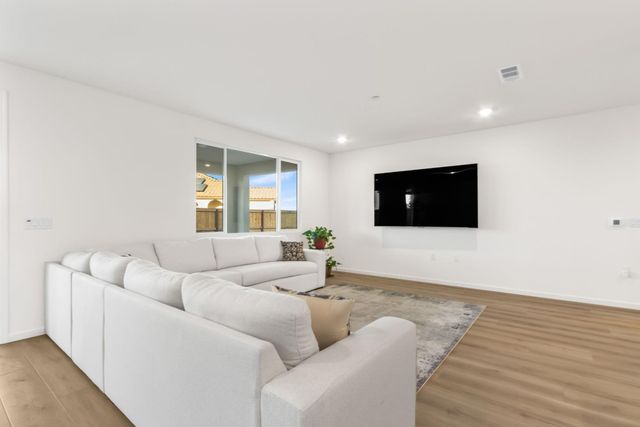 1550 Apiary Way, Hughson, CA 95326