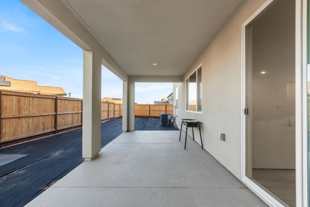 1550 Apiary Way, Hughson, CA 95326