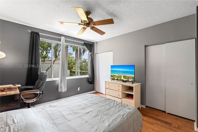 38 Truman Dr, Weston, FL 33326