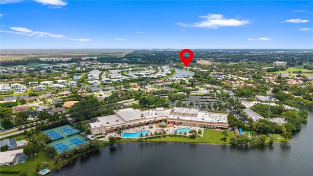 38 Truman Dr, Weston, FL 33326