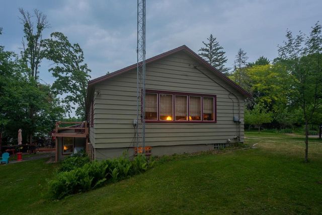 3350 BONNIE BAY COURT, Stevens Point, WI 54481