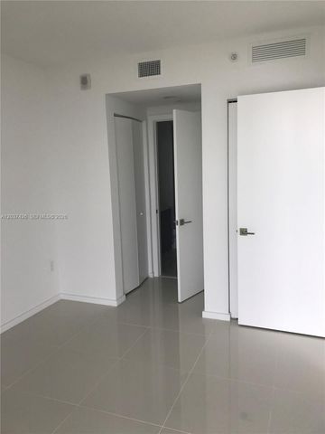 5300 NW 85 Avenue 703, Doral, FL 33166
