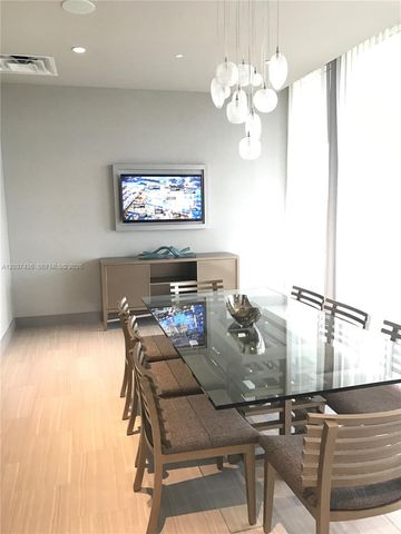 5300 NW 85 Avenue 703, Doral, FL 33166