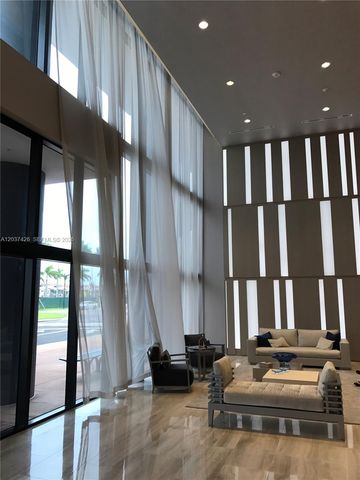 5300 NW 85 Avenue 703, Doral, FL 33166