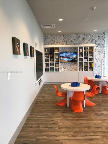 5300 NW 85 Avenue 703, Doral, FL 33166
