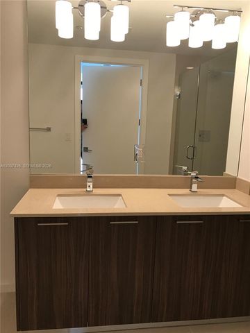 5300 NW 85 Avenue 703, Doral, FL 33166