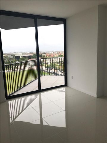 5300 NW 85 Avenue 703, Doral, FL 33166