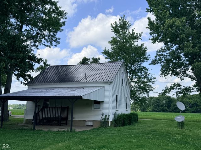 18092 Stone Church Road, Laurel, IN 47024