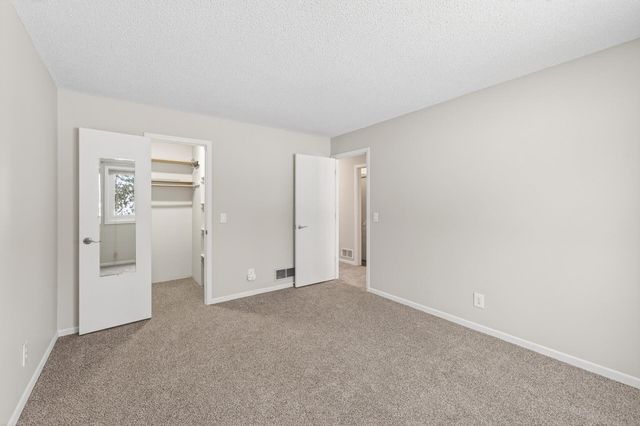 4339 Buckingham Court 1106, Vadnais Heights, MN 55127