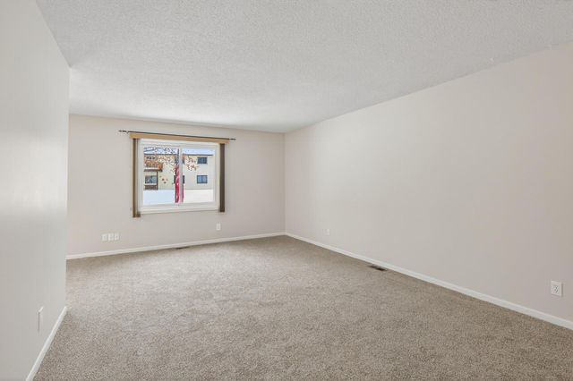 4339 Buckingham Court 1106, Vadnais Heights, MN 55127