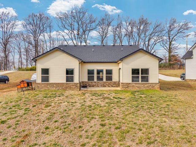 415 Old Morrison Rd, Mcminnville, TN 37110