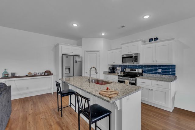 415 Old Morrison Rd, Mcminnville, TN 37110