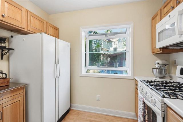 2426 Commonwealth Avenue, Madison, WI 53711