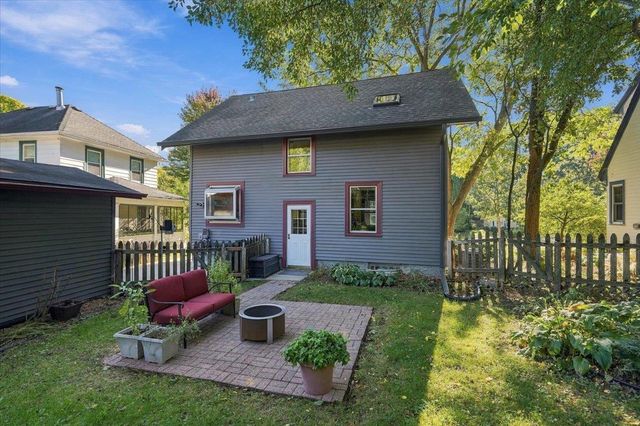 2426 Commonwealth Avenue, Madison, WI 53711