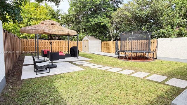 11361 Booker T Washington Boulevard, Miami, FL 33176