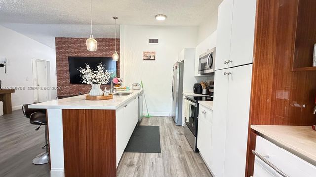 11361 Booker T Washington Boulevard, Miami, FL 33176