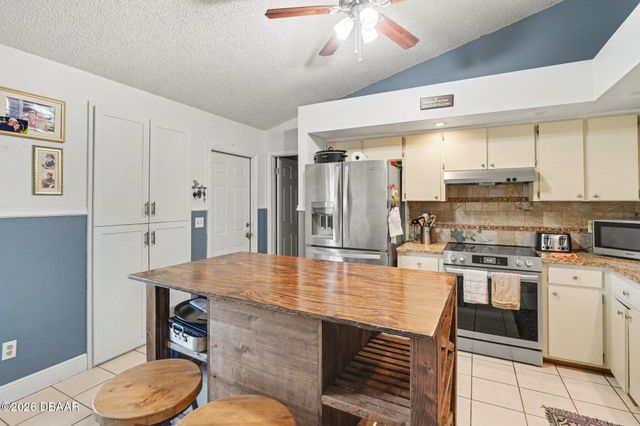 550 Kangley Avenue, Deltona, FL 32738