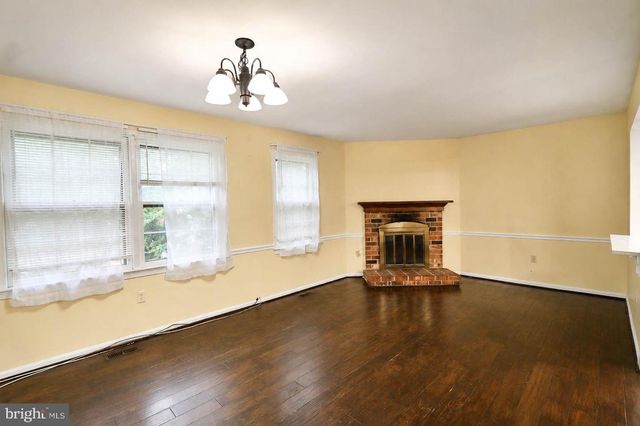 367 LINDEN CT, Herndon, VA 20170