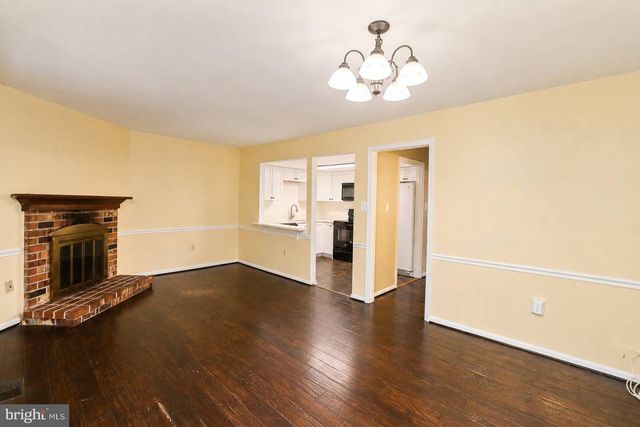 367 LINDEN CT, Herndon, VA 20170
