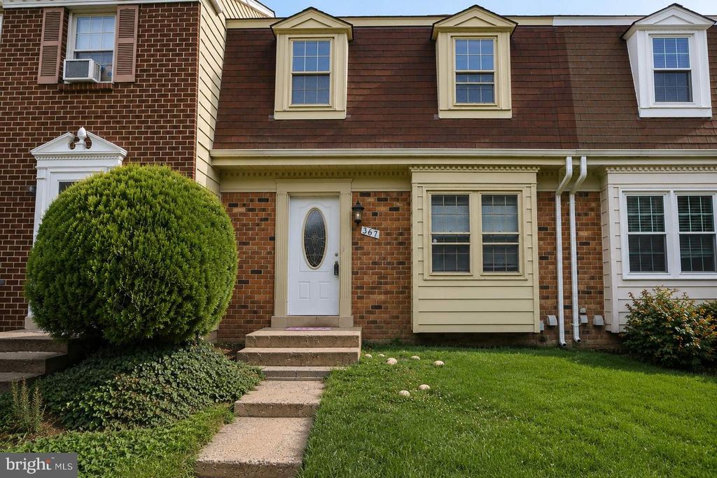367 LINDEN CT, Herndon, VA 20170