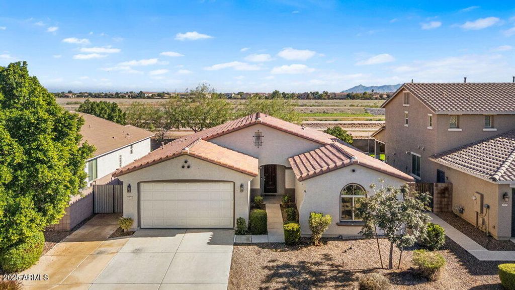 5871 S PARKCREST Street, Gilbert, AZ 85298