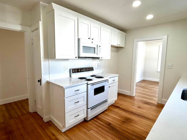 7 Towle Avenue, Hampton, NH 03842