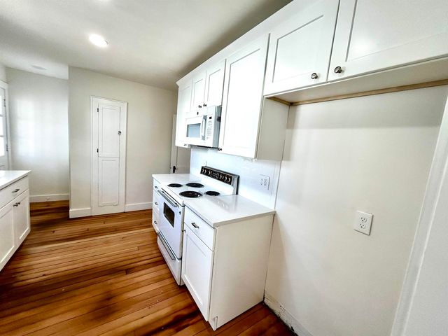 7 Towle Avenue, Hampton, NH 03842