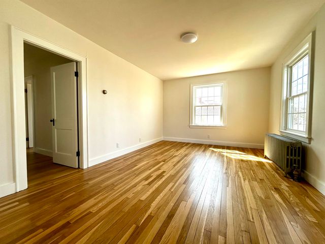 7 Towle Avenue, Hampton, NH 03842