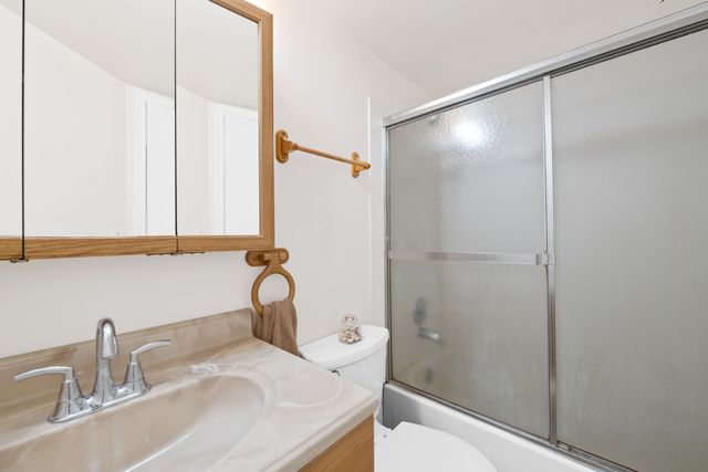 5570 Lakeside Drive 102, Margate, FL 33063